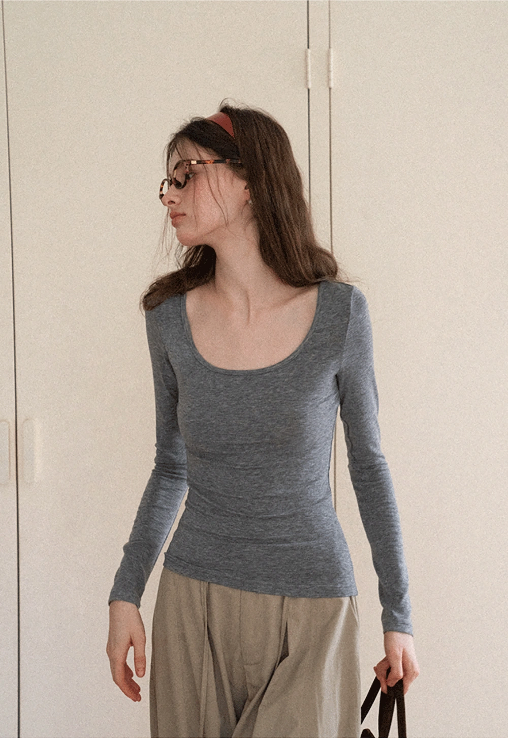 Women's Scoop-Neck Long-Sleeve Tee