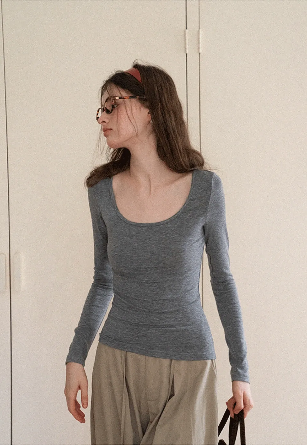 Women's Scoop-Neck Long-Sleeve Tee