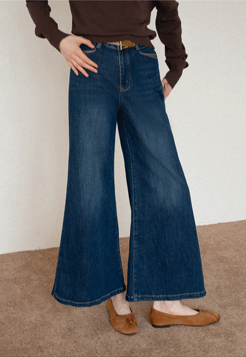 Women's High-Waisted Wide Leg Jeans