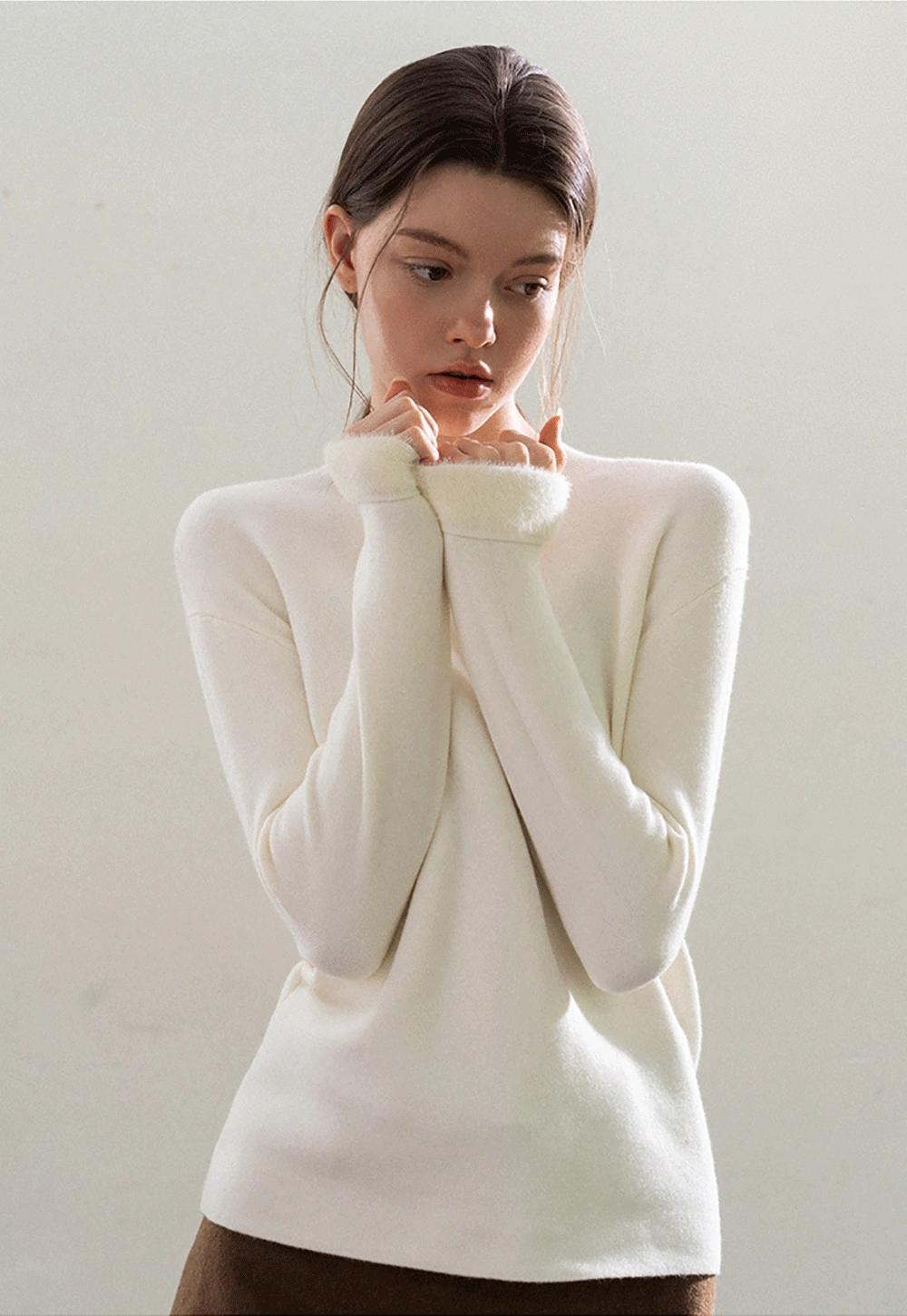 Women Soft Long Sleeve Crew Neck Sweater