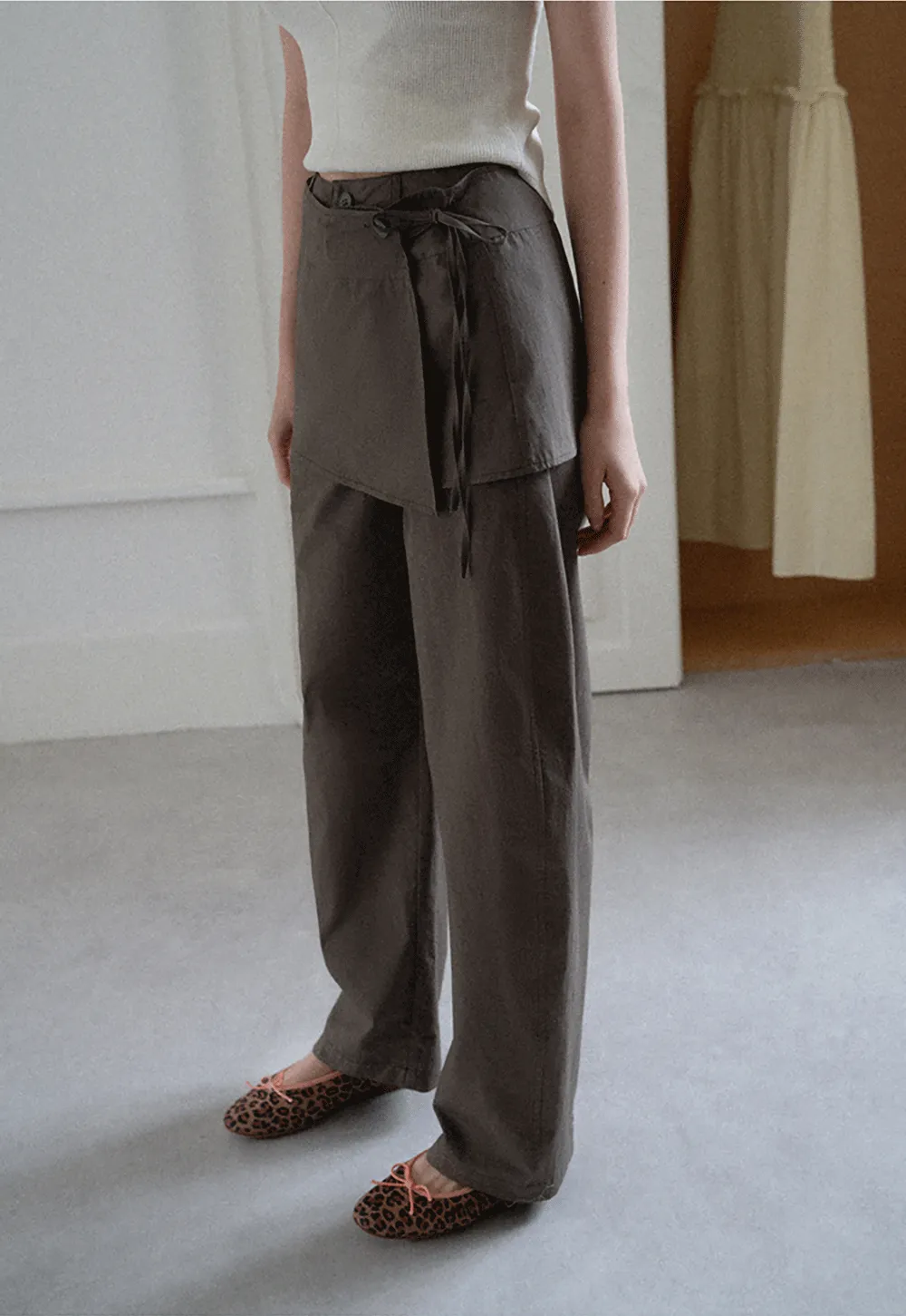 Women's Linen Pants with Detachable Flap