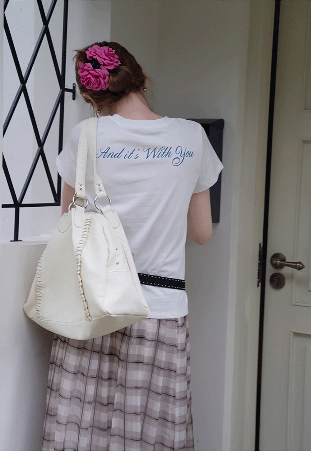 Artistic Dog Graphic Fitted Tee