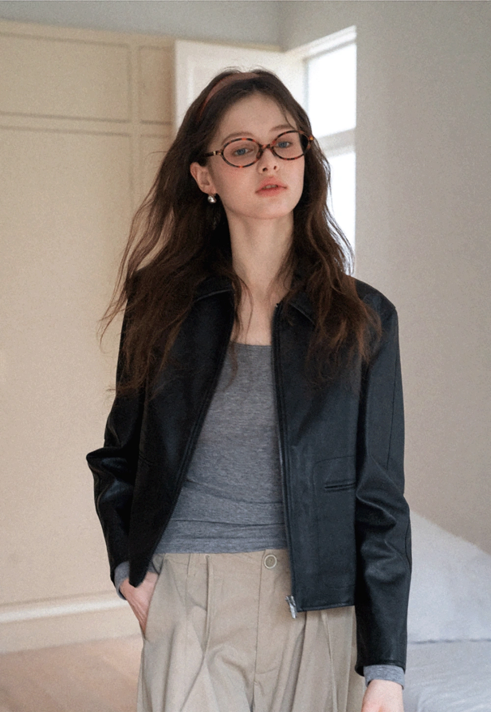 Women's Scoop-Neck Long-Sleeve Tee