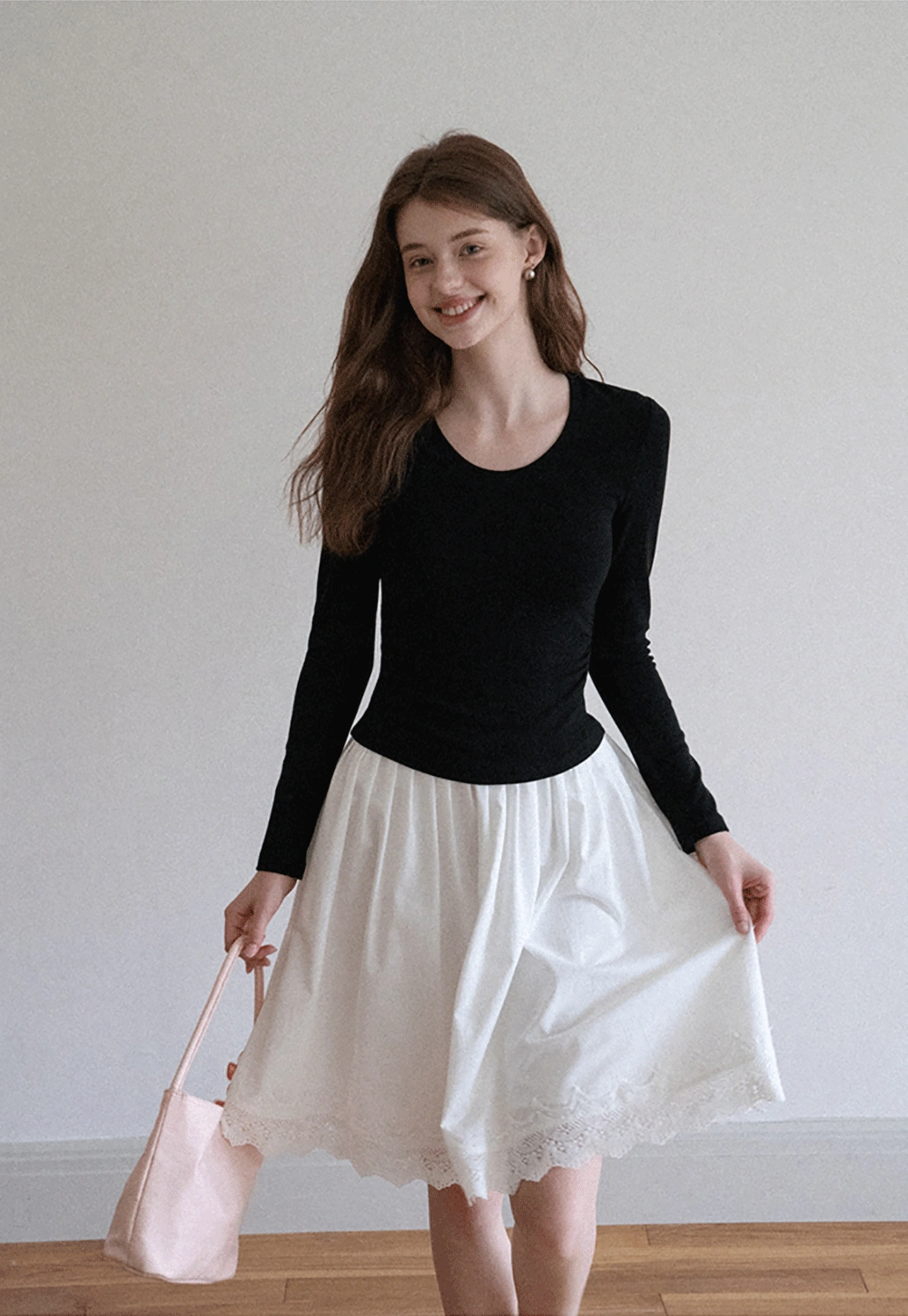 Women Long Sleeve Side Ruched Scoop Neck Crop Top