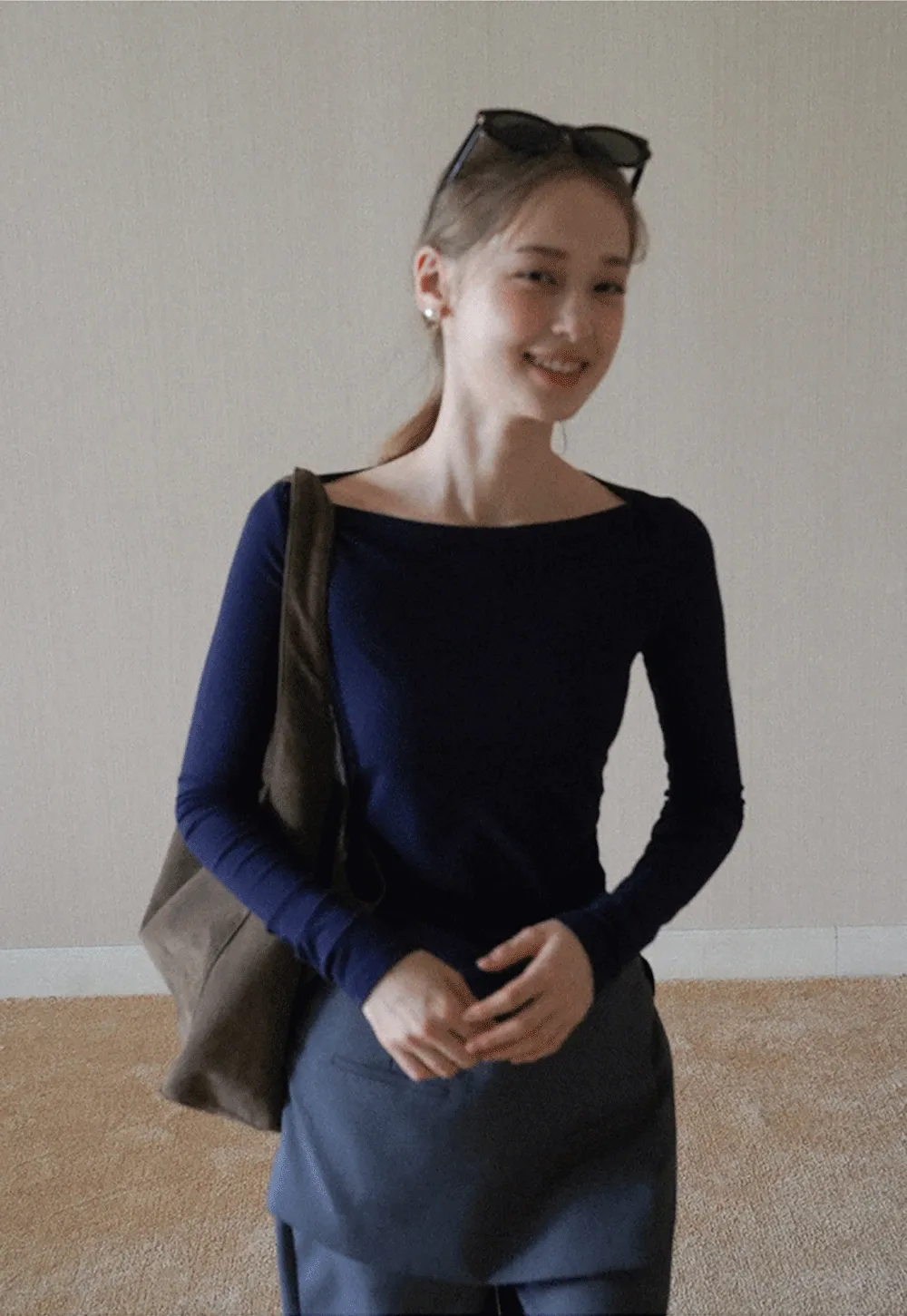 Women Boat Neck Ruched Long Sleeve T-Shirts