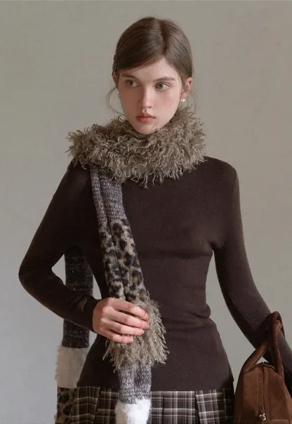 Ribbed Turtleneck Top