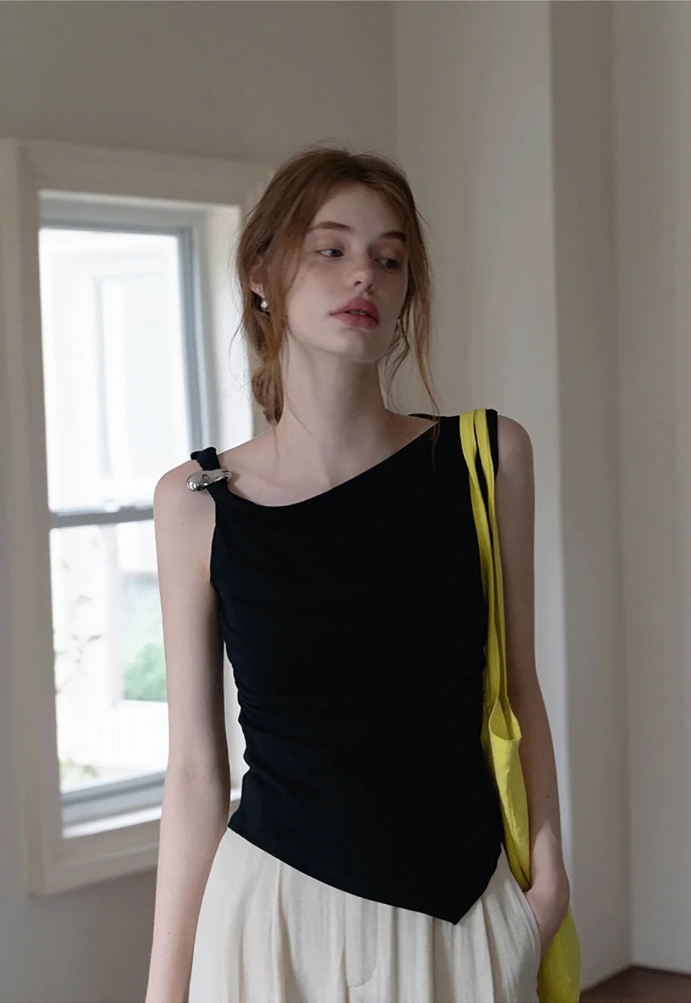 Women’s Asymmetric Shoulder Top