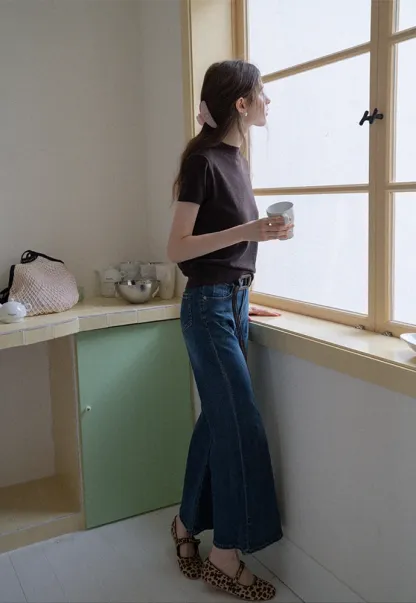 High-Waist Flared Jeans