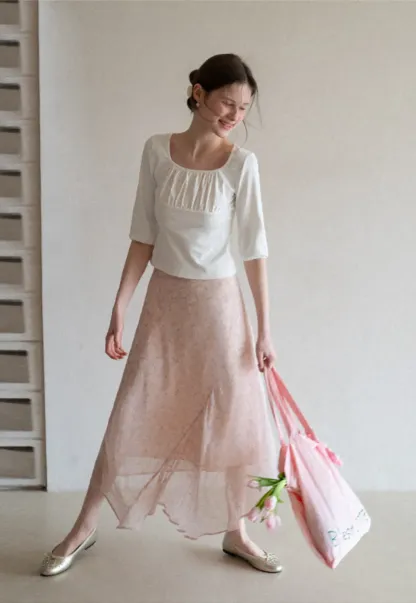 Flowy floral print midi skirt with layered hem