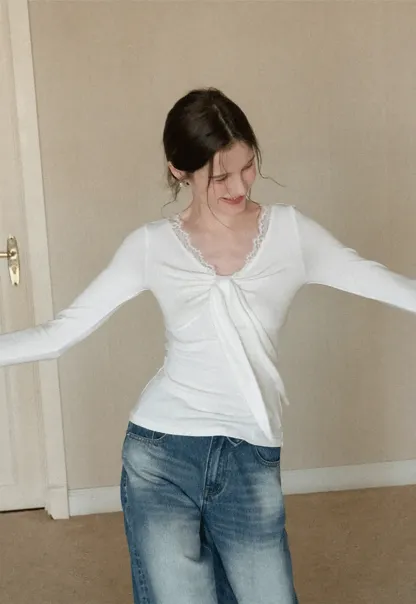 Elegant V Neck Long Sleeve Top with Bow Detail