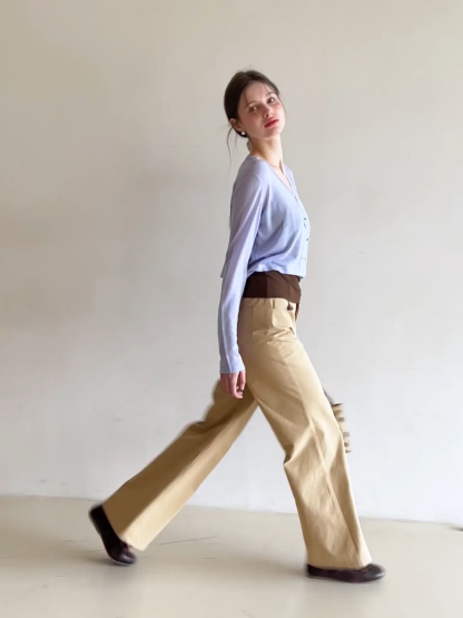 Lightweight Long Sleeve Cropped Knit Top