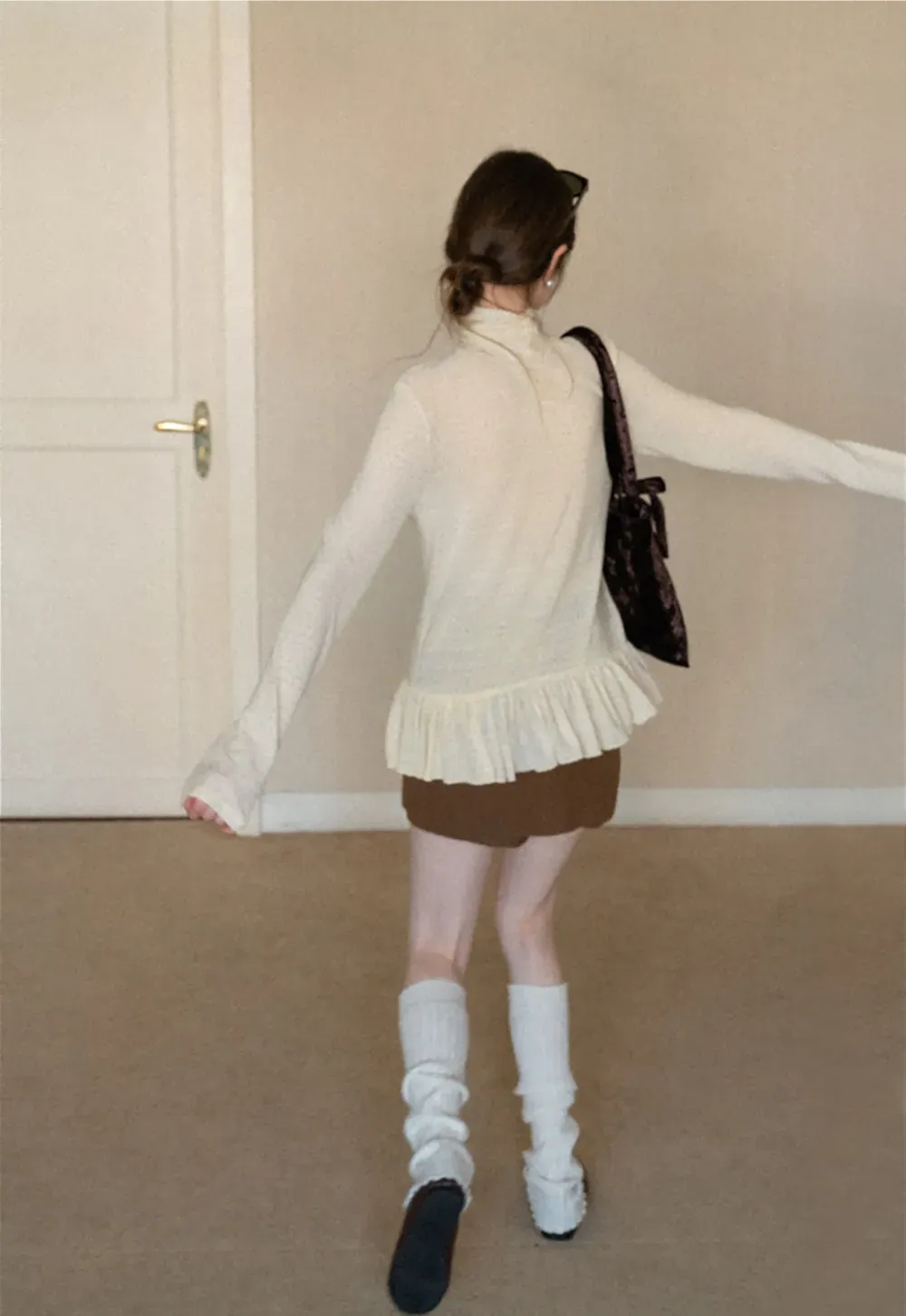 floral dot long sleeve top with ruffle hem