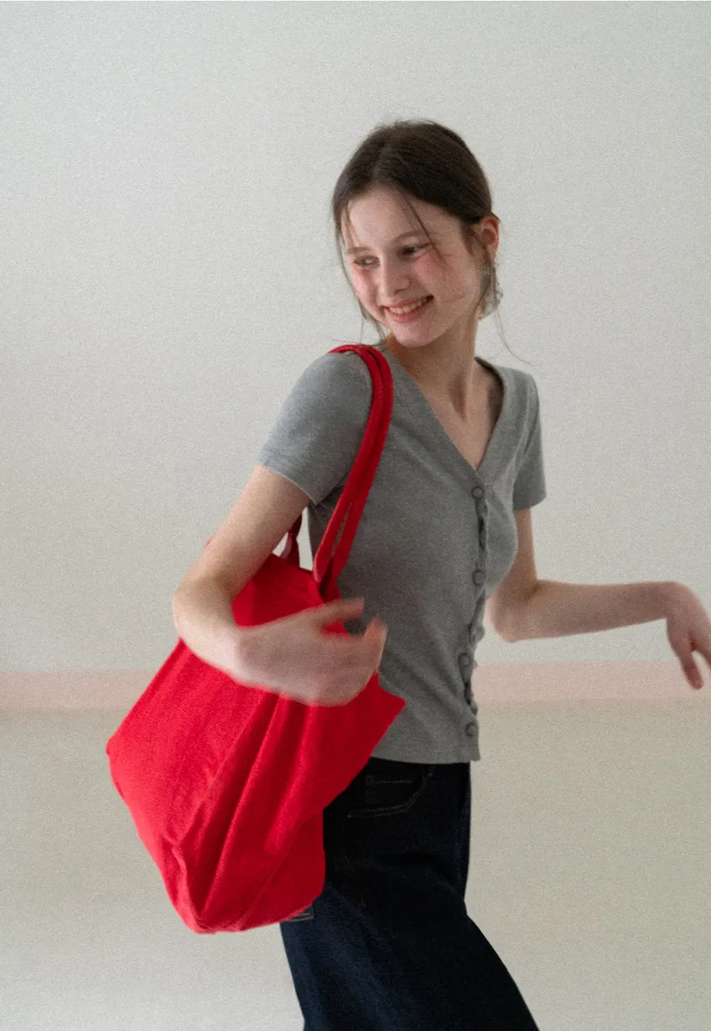 V neck short sleeve button front top