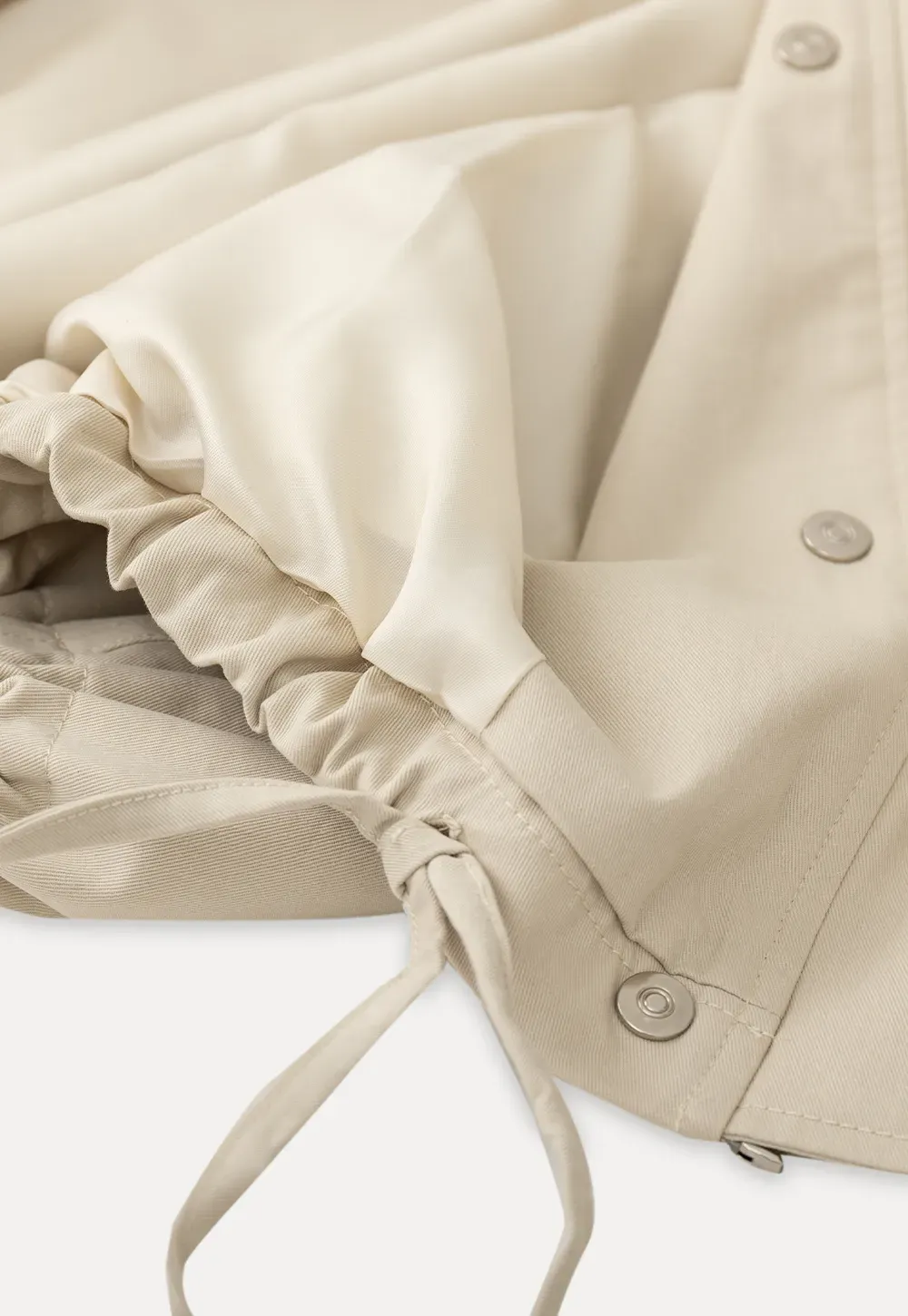 Short jacket with contrast collar and front buttons