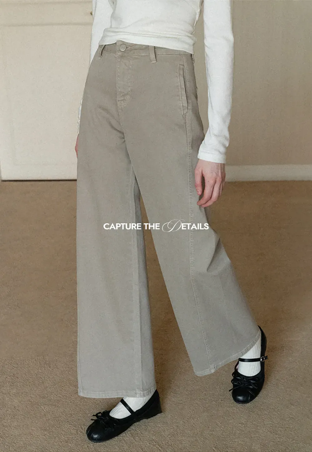 Wide leg high waist denim jeans with belt loop design