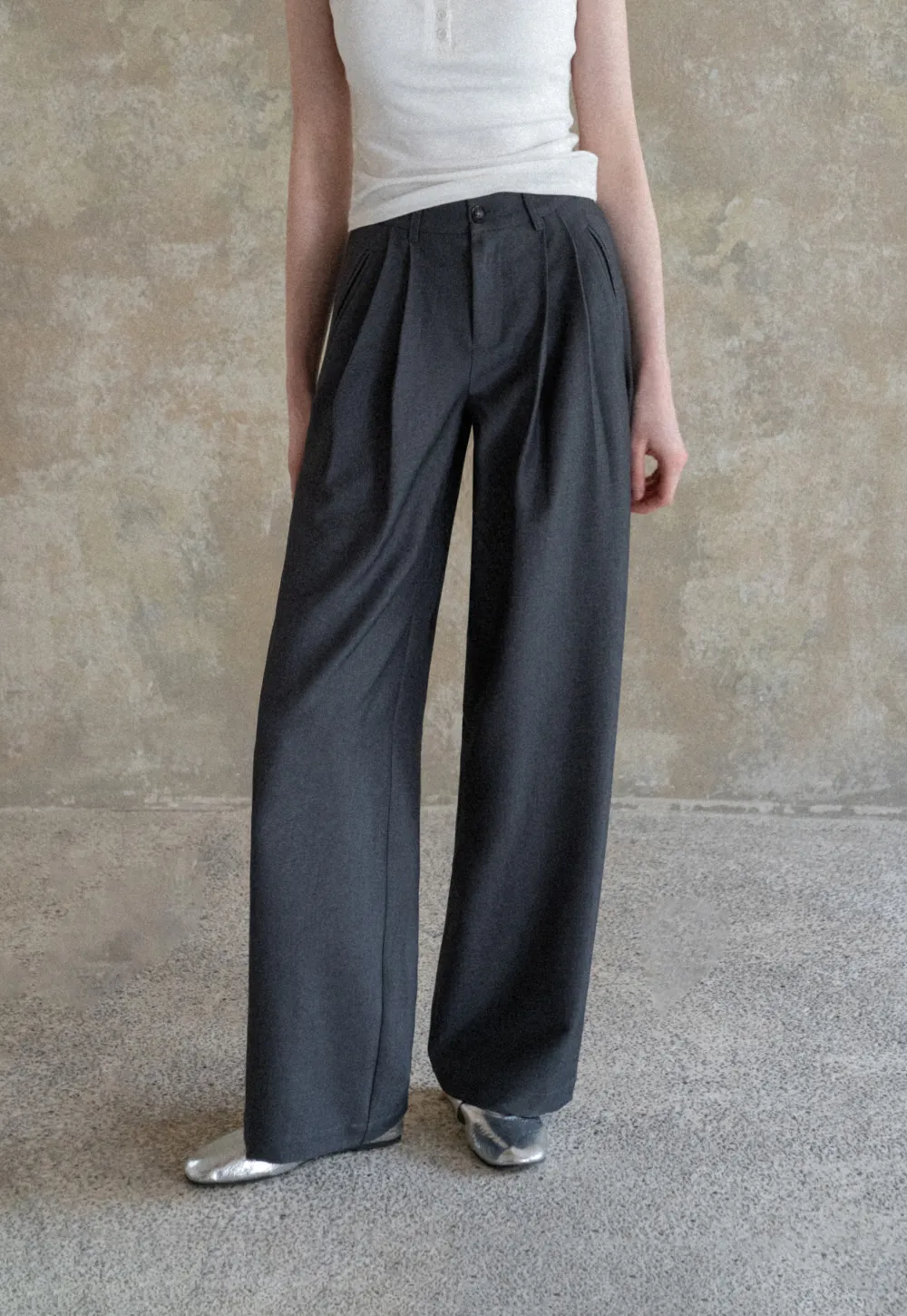 Wide Leg Pleated Casual Pants