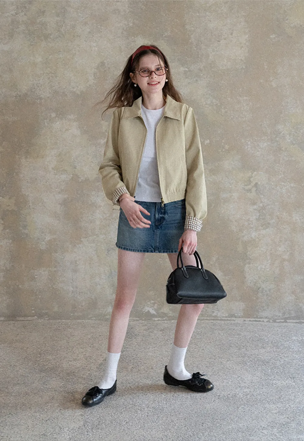 Short Jacket with Collar and Elastic Hem