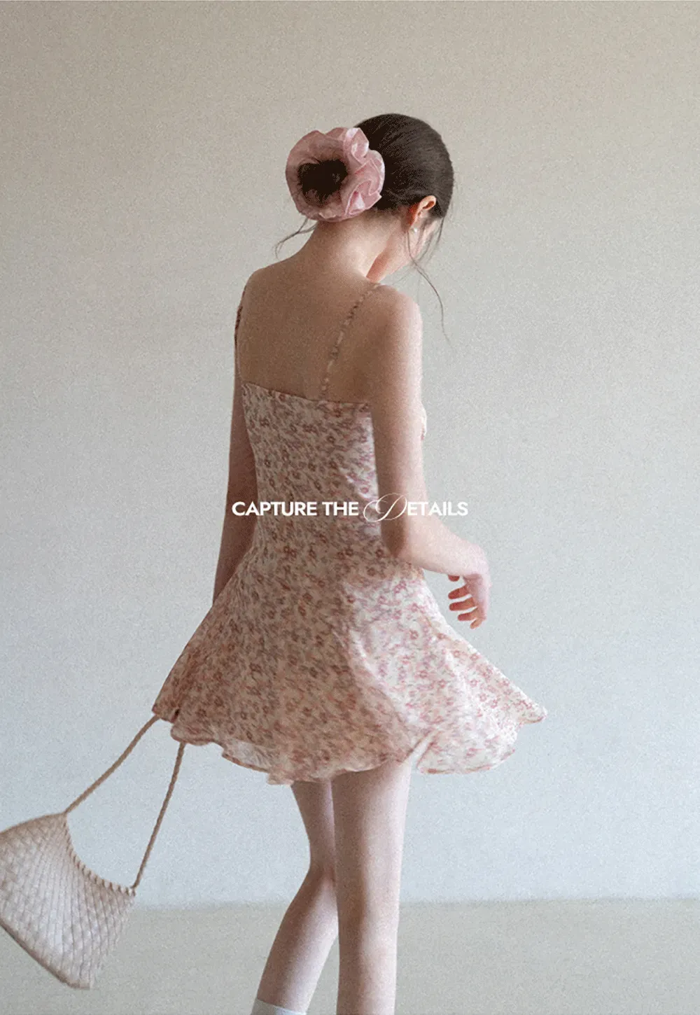 Floral Print Sleeveless Mini Dress with Pleated Skirt