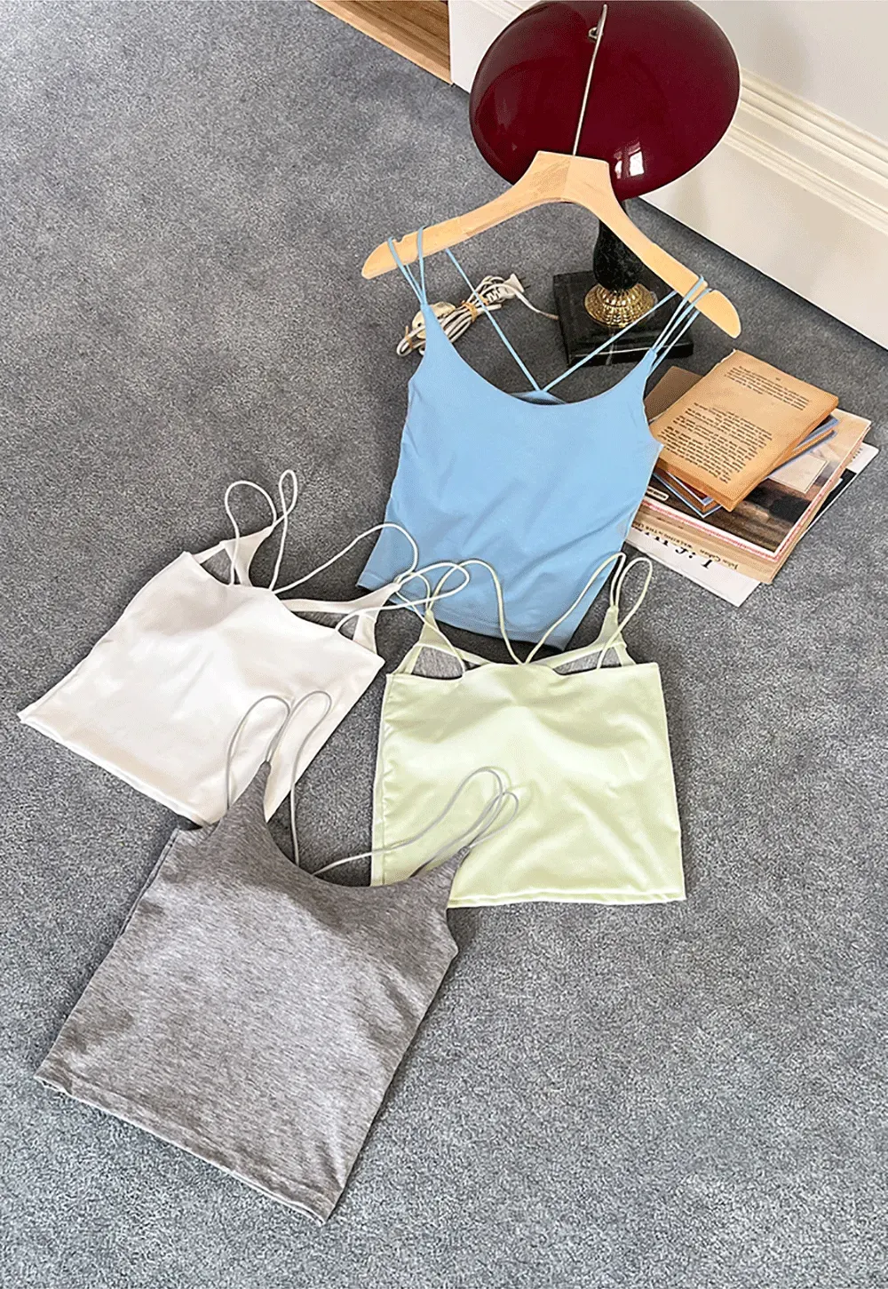 Thin strap scoop neck fitted tank top