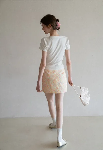 V neck short sleeve knit t shirt