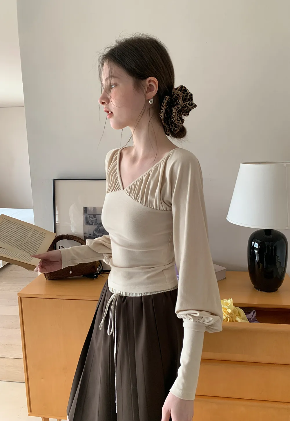 V neck long sleeve top with ruched detail