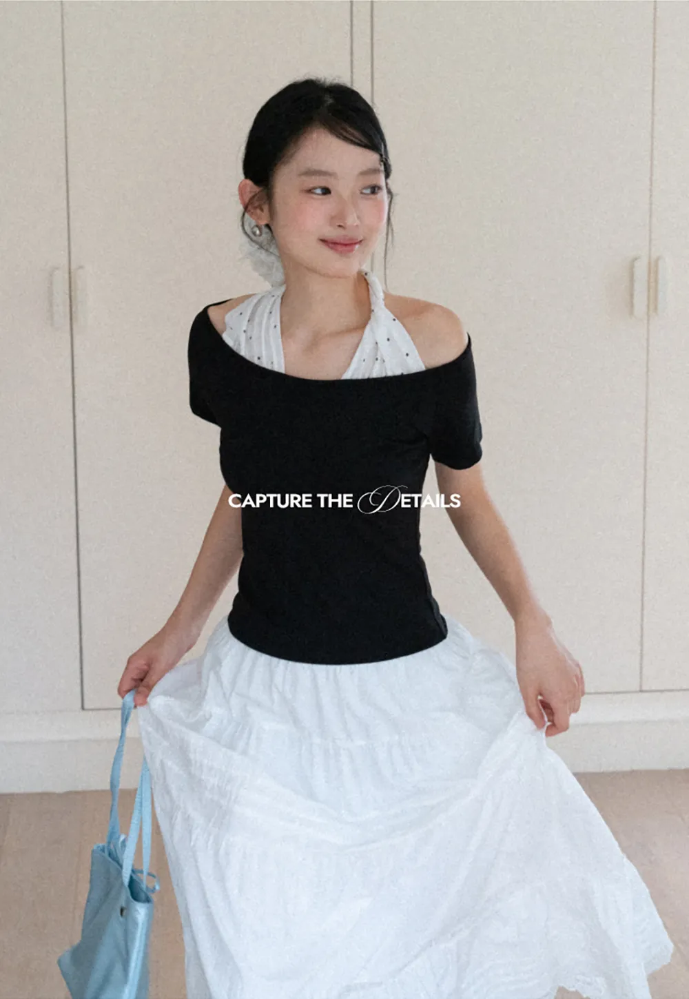 Tiered long skirt with lace trim