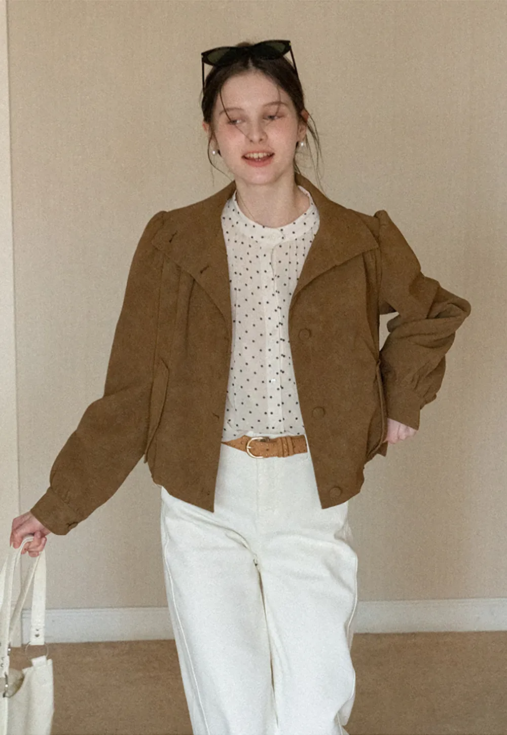 Wide leg high waist denim jeans with belt loop design