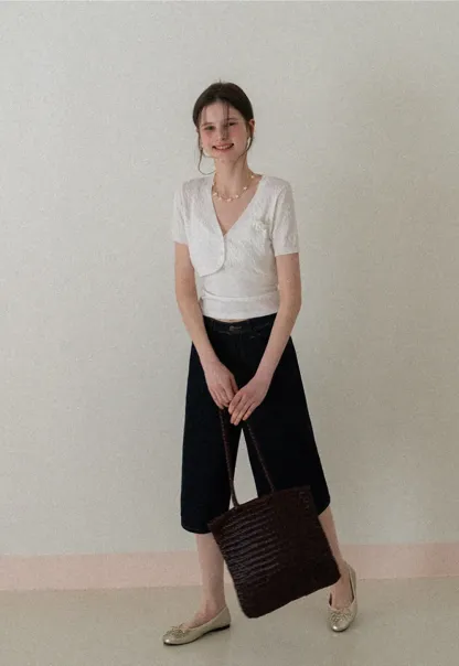 V neck thin strap fitted tank top