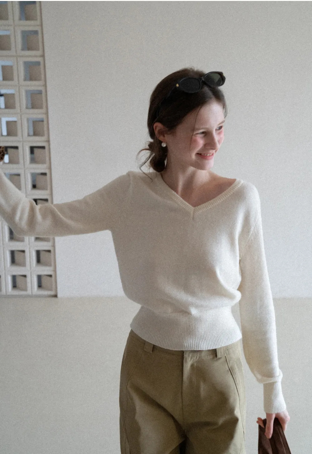 V Neck Knit Sweater with Layered Collar Design