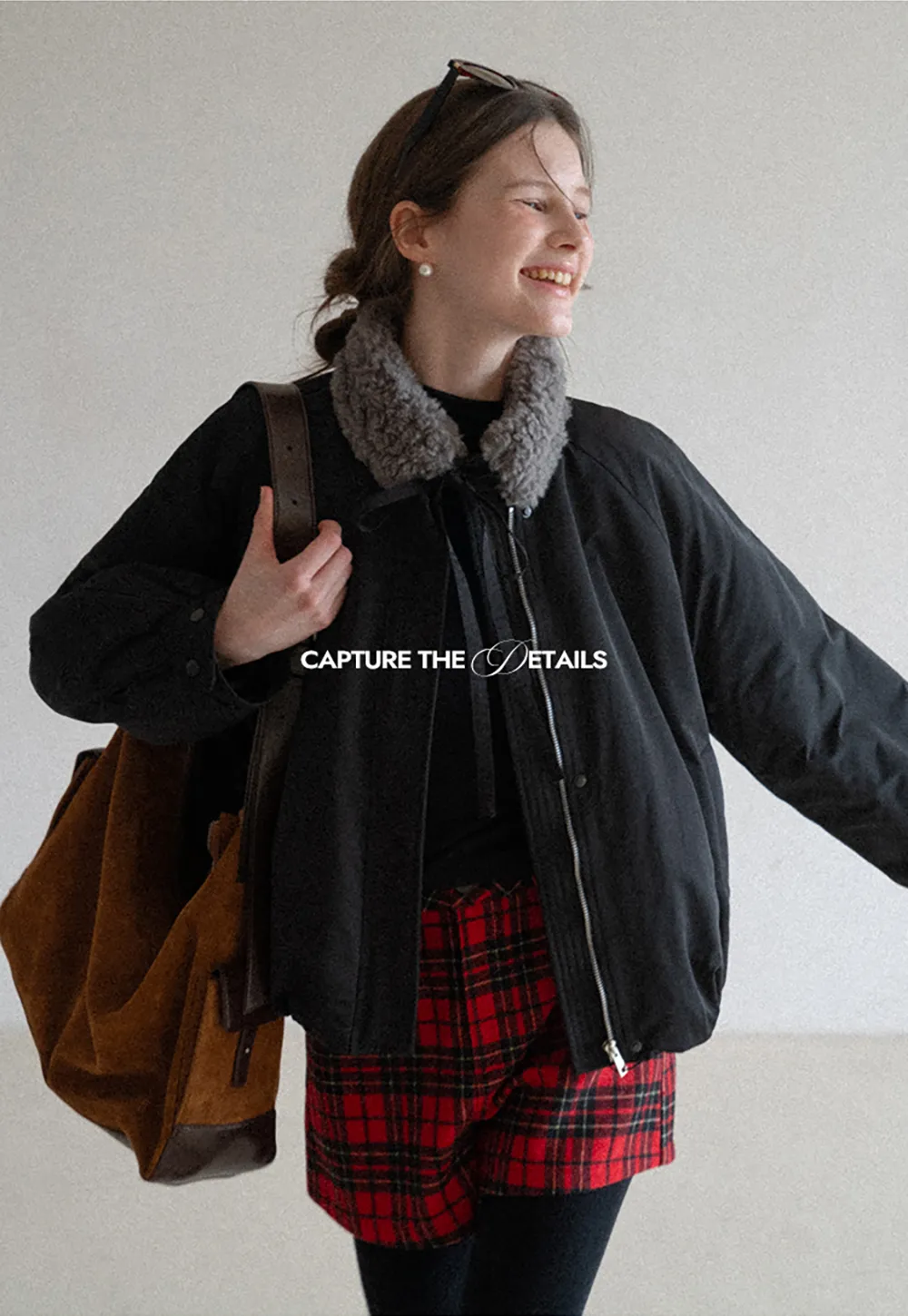 Stylish Short Jacket with Furry Collar and Zipper Design