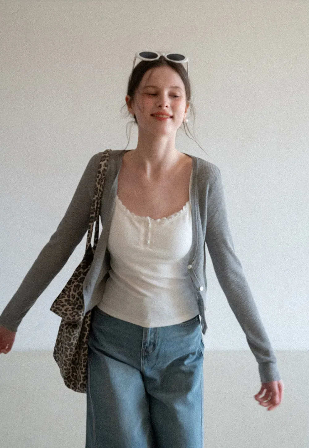 Lightweight Ribbed Knit Cardigan with Open Front