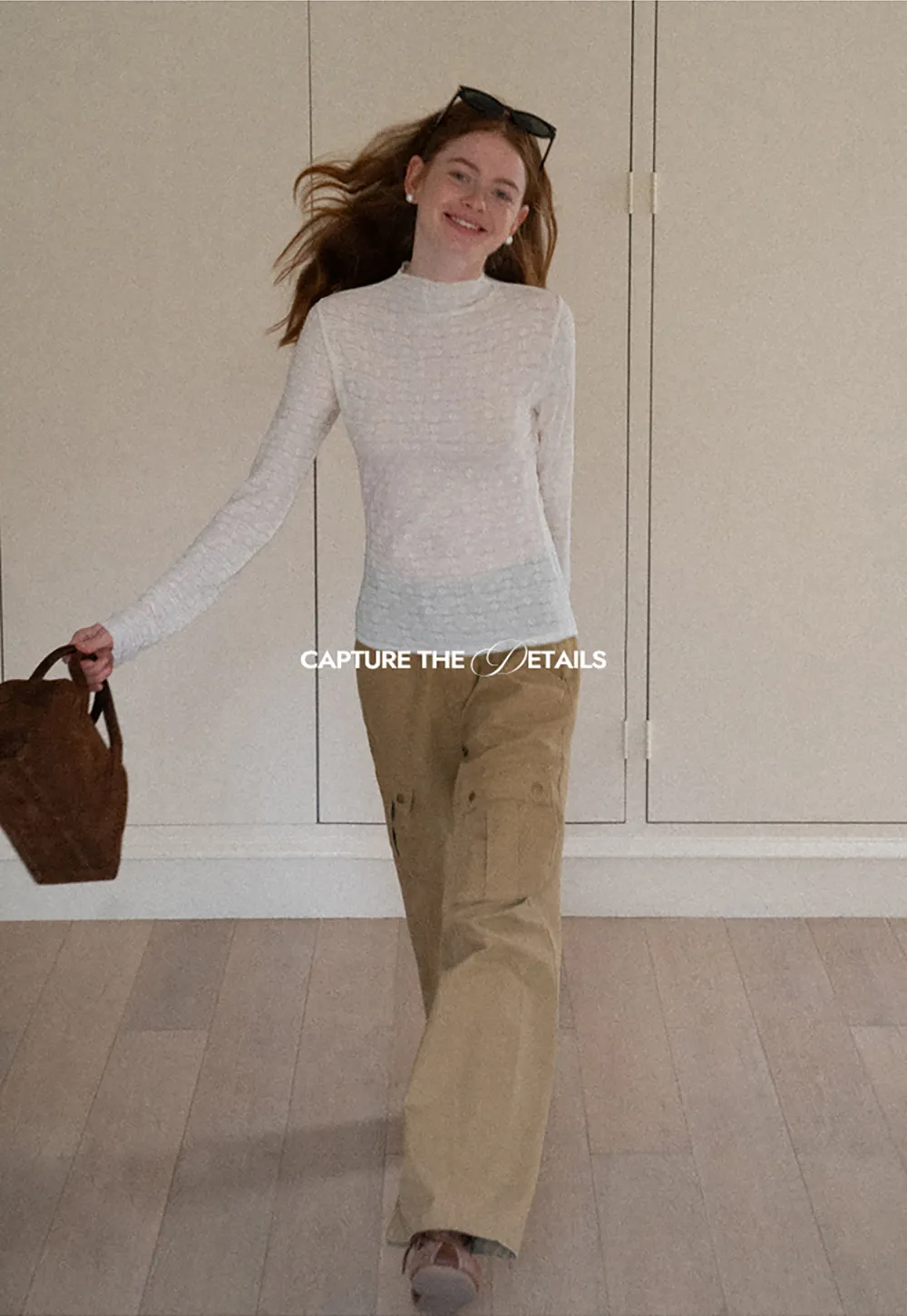 Wide leg utility pants with back pockets and side seams