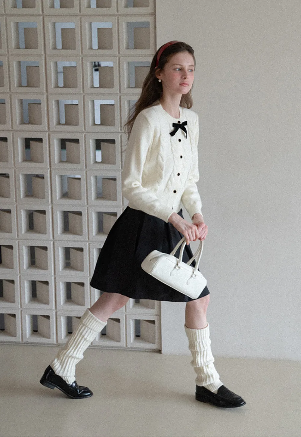 Elegant Cable Knit Cardigan with Bow Detail