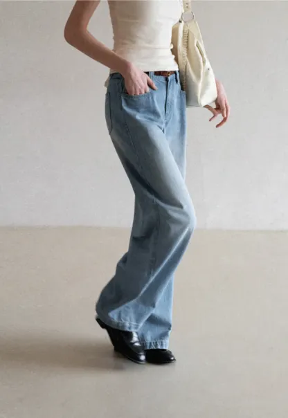 Wide leg high waist denim jeans with belt