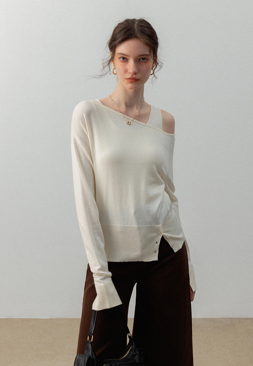 Women's Asymmetrical Off-Shoulder Knit Top – EGGKA