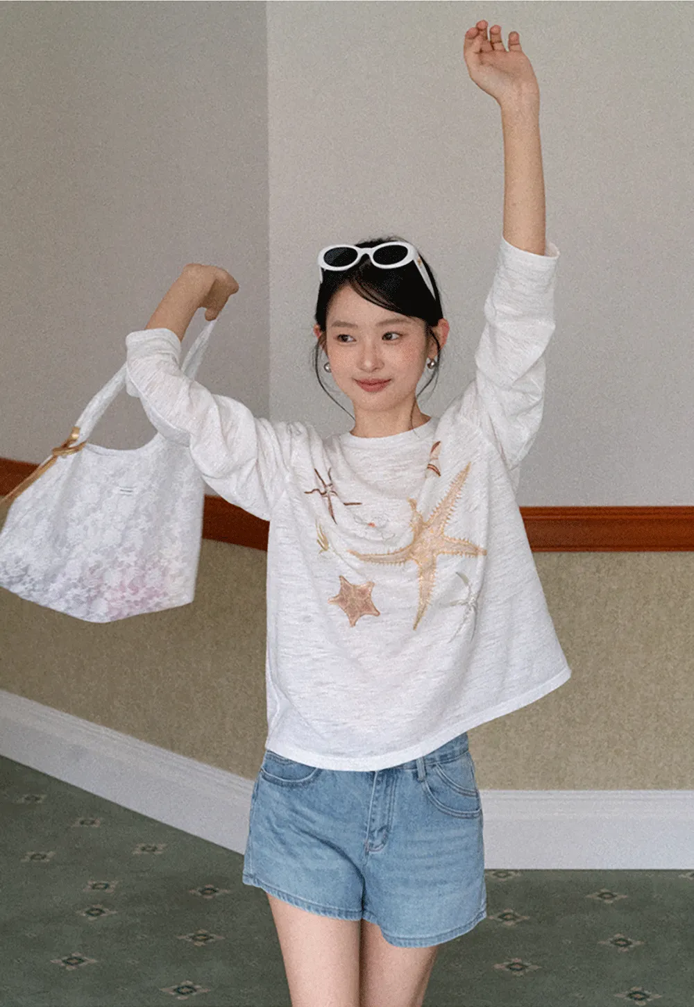 Long sleeve T shirt with starfish embroidery