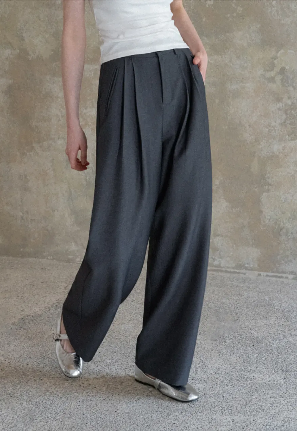 Wide Leg Pleated Casual Pants