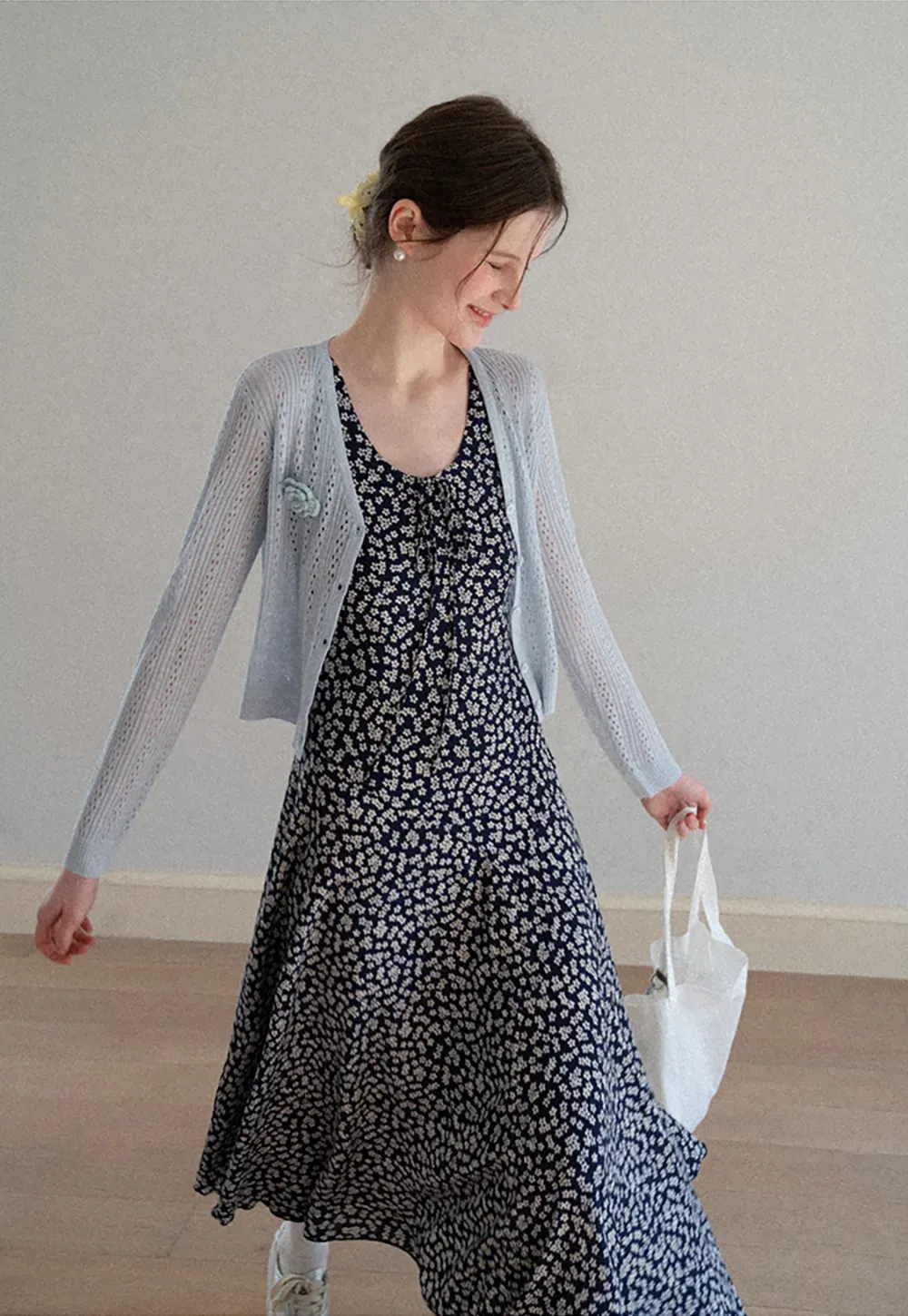 Floral Print Sleeveless Midi Dress with V Neck