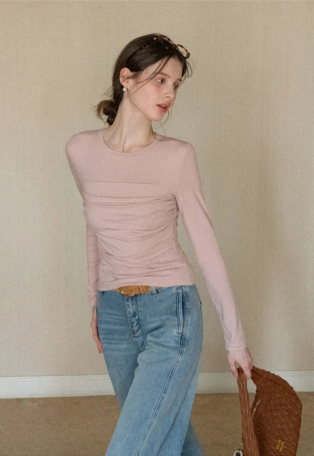 Wide leg high waist denim jeans with belt loop design