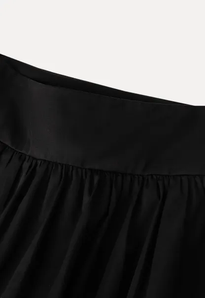 Pleated A-line Skirt with Elastic Waistband