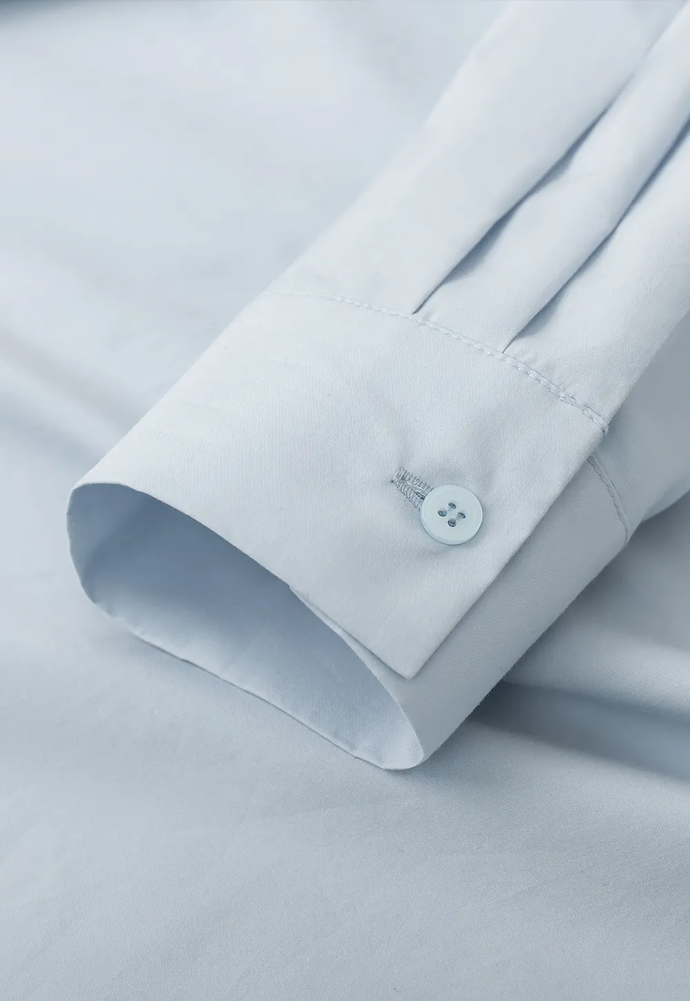 Classic button down shirt with rolled sleeves