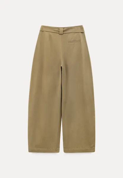 Wide leg pleated casual pants with tie waist design