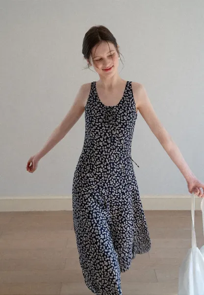 Floral Print Sleeveless Midi Dress with V Neck