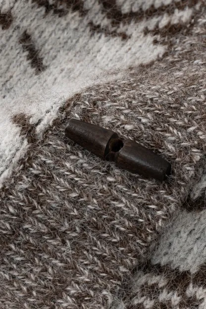 Vintage-Inspired Fair Isle Turtleneck Knit Sweater