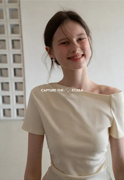 Off shoulder short sleeve fitted t shirt