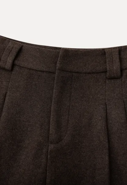 Wide leg pleated casual pants with high waist design