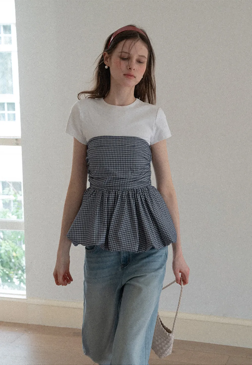 Wide leg flared denim jeans with front pockets