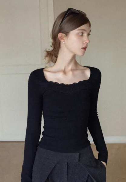 Women Square Neck Long Sleeve Tee