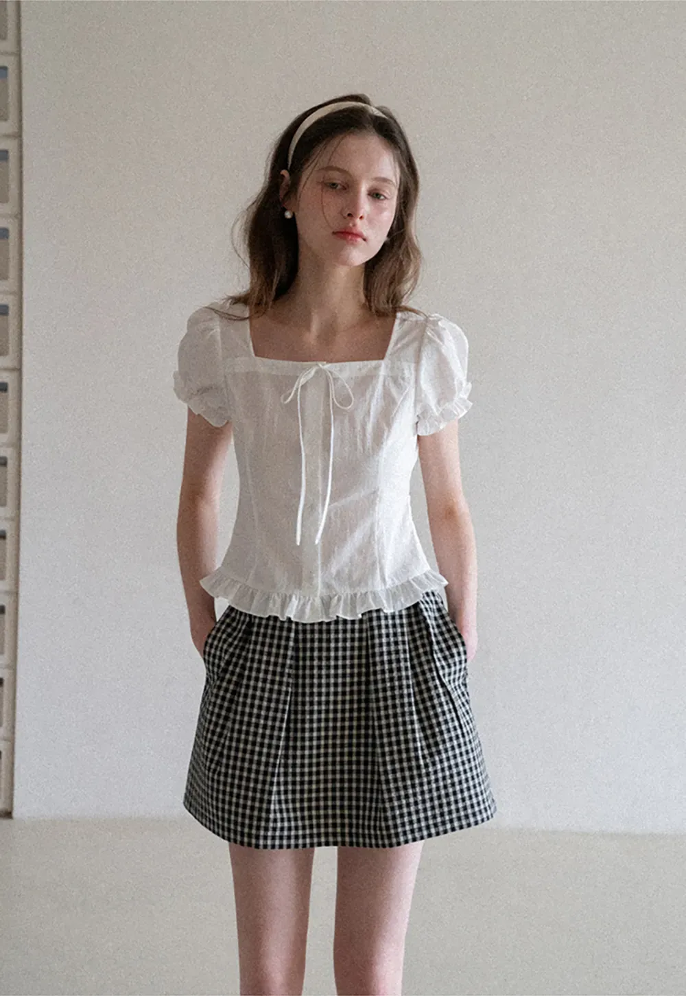 Square neck puff sleeve blouse with ruffle hem