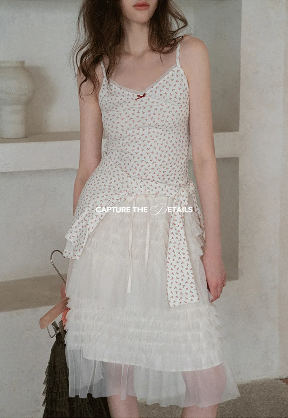 Floral Print Lace Trim V Neck Short Top